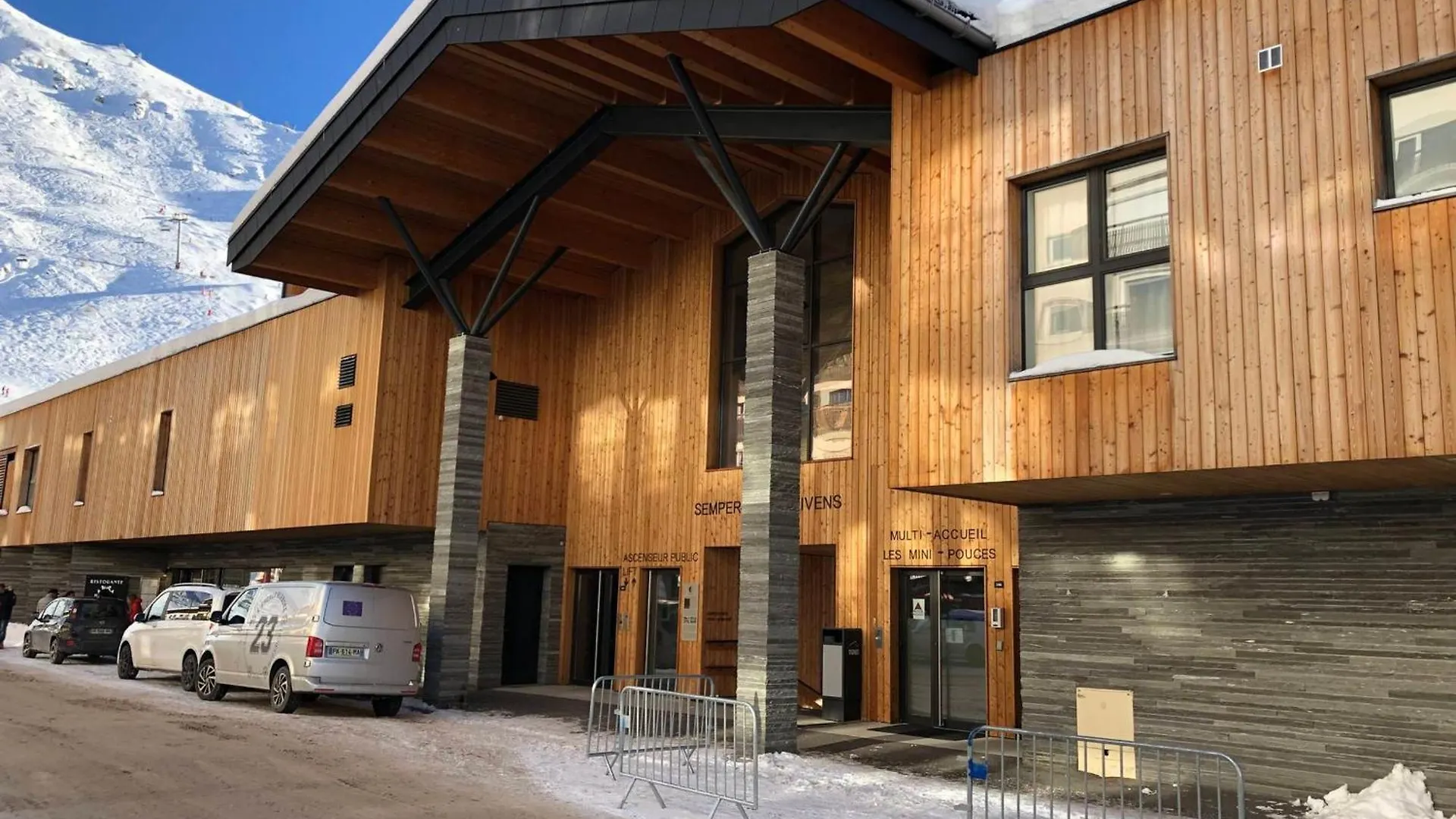 Appartement Spacieux A Tignes Avec Jacuzzi Et Parking, Ideal Pour 12 Personnes - Fr-1-641-117 Apartment