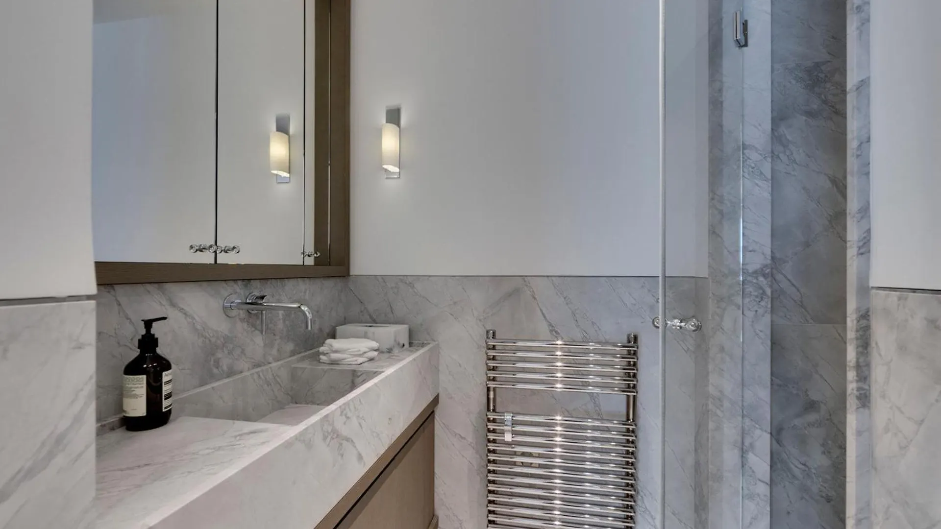 Appartement Spacieux A Tignes Avec Jacuzzi Et Parking, Ideal Pour 12 Personnes - Fr-1-641-117 Apartment